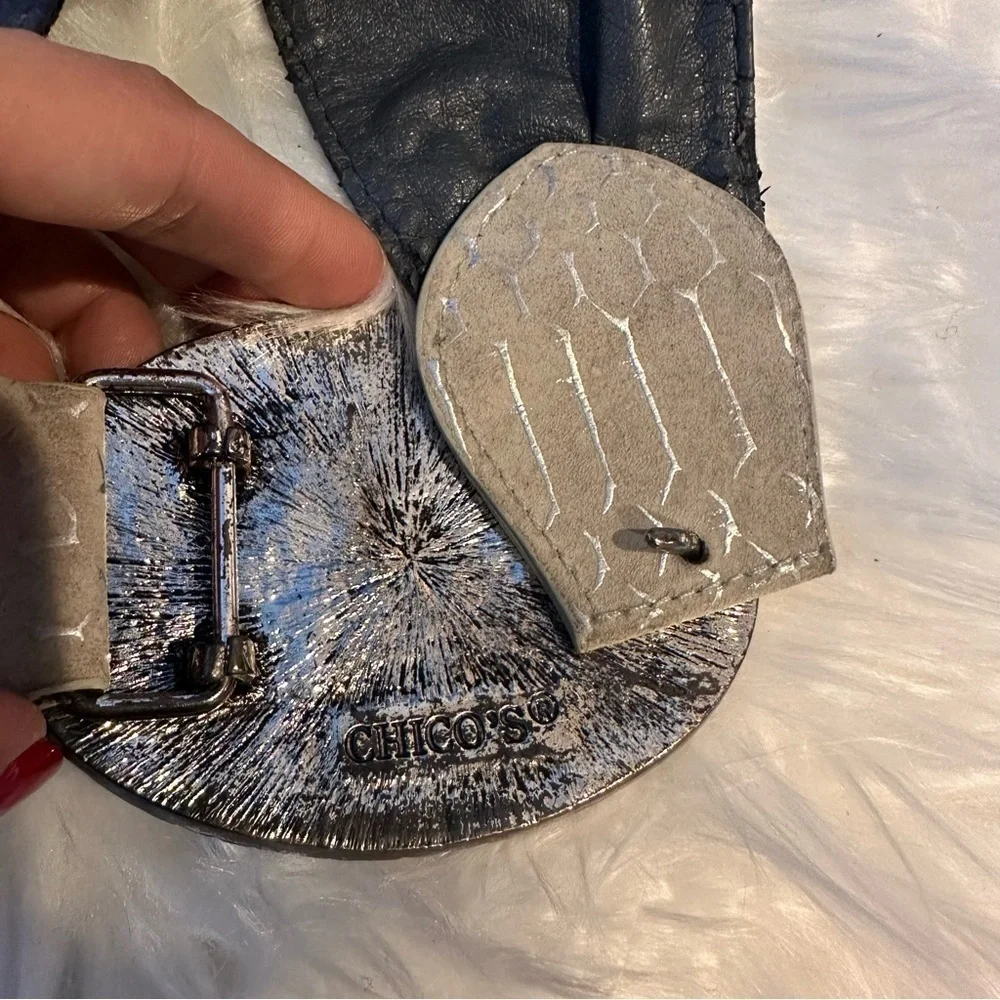 Vintage‎ Chicos Jeweled Buckle Leather Belt Size Small